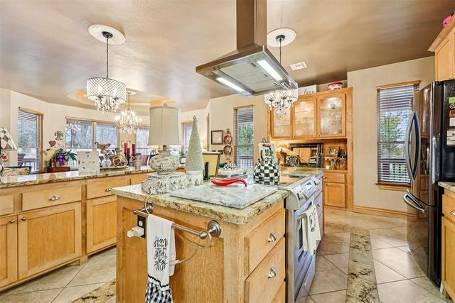 1301 Red Oak Lane, Blanchard, OK 73010