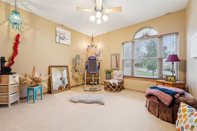 1301 Red Oak Lane, Blanchard, OK 73010