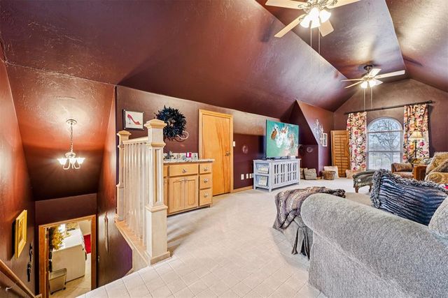 1301 Red Oak Lane, Blanchard, OK 73010