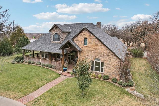 1301 Red Oak Lane, Blanchard, OK 73010