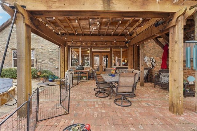 1301 Red Oak Lane, Blanchard, OK 73010