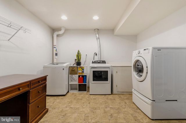 35227 BALMORAL DR, Locust Grove, VA 22508