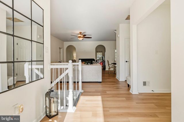 35227 BALMORAL DR, Locust Grove, VA 22508
