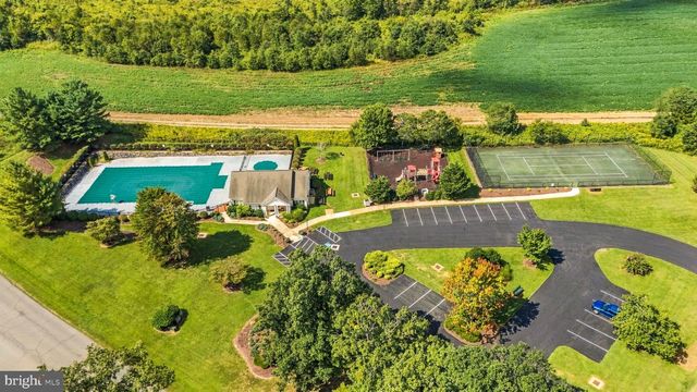 35227 BALMORAL DR, Locust Grove, VA 22508