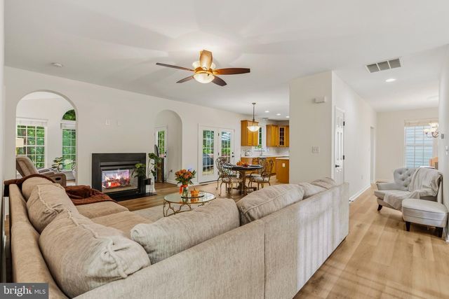 35227 BALMORAL DR, Locust Grove, VA 22508