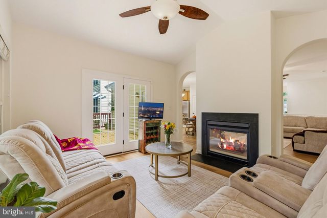 35227 BALMORAL DR, Locust Grove, VA 22508