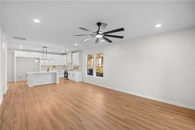 301 Front Street, Easley, SC 29640