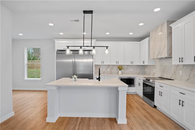 301 Front Street, Easley, SC 29640