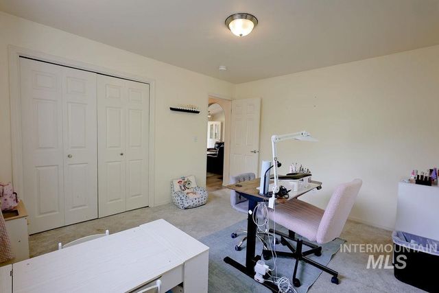 292 Whispering Pine, Twin Falls, ID 83301