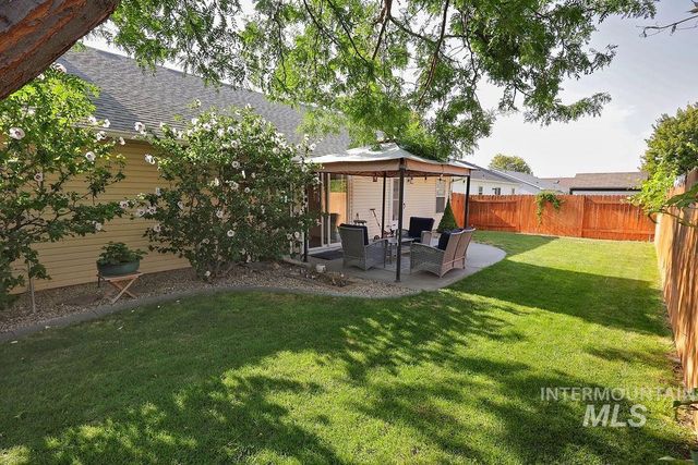 292 Whispering Pine, Twin Falls, ID 83301