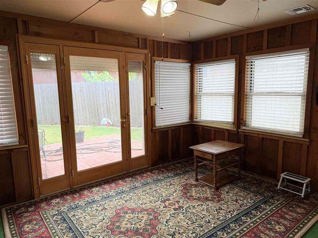 2810 NW Lynn Circle, Lawton, OK 73507