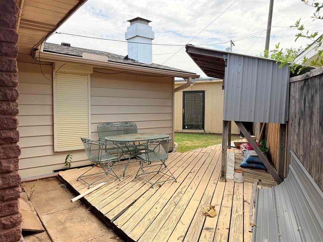 2810 NW Lynn Circle, Lawton, OK 73507