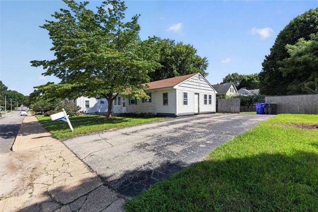 139 Andrews Avenue, West Warwick, RI 02893