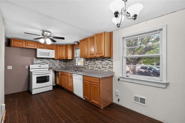 139 Andrews Avenue, West Warwick, RI 02893