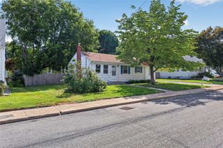 139 Andrews Avenue, West Warwick, RI 02893