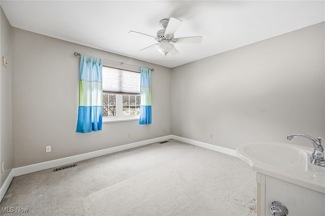 103 Westwind, Warren, OH 44484