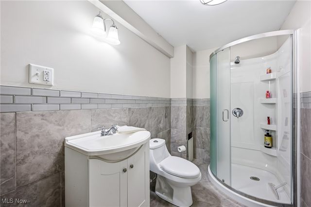 103 Westwind, Warren, OH 44484