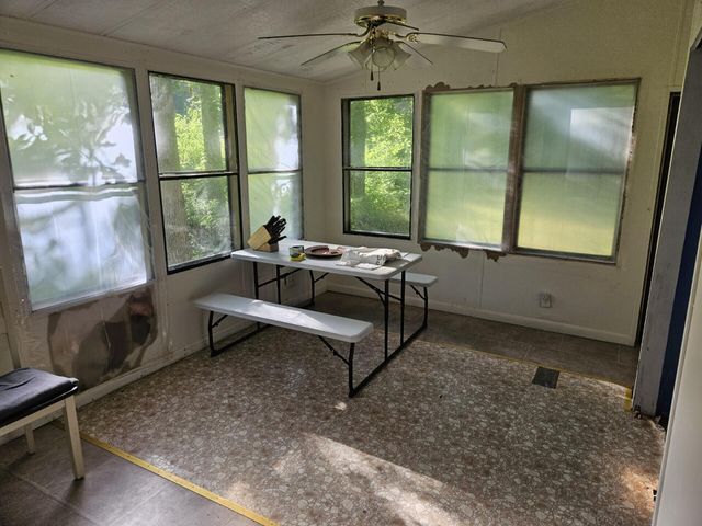 7304 N WAGON TRAIL RD, Columbia, MO 65202