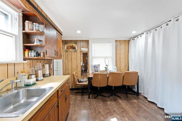 307 Washington Avenue, Hackensack, NJ 07601