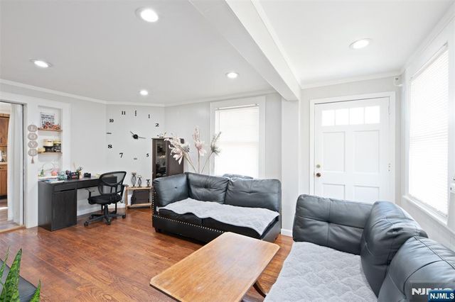 307 Washington Avenue, Hackensack, NJ 07601