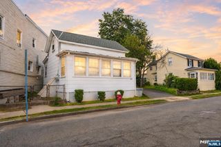 307 Washington Avenue, Hackensack, NJ 07601