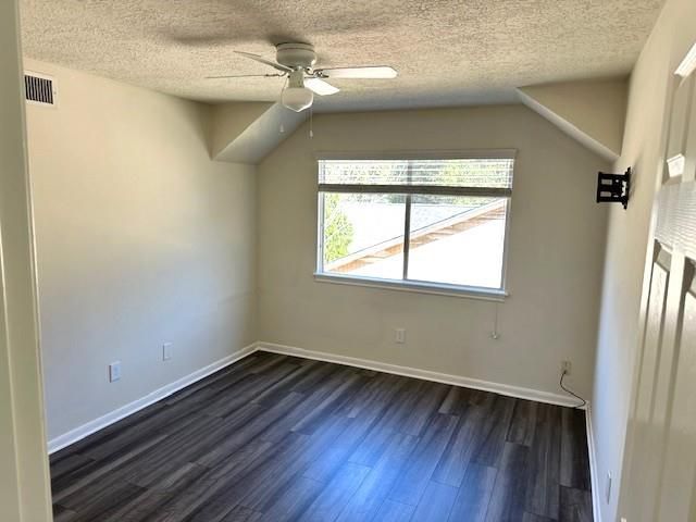 8115 Western Trail Dr, Houston, TX 77040