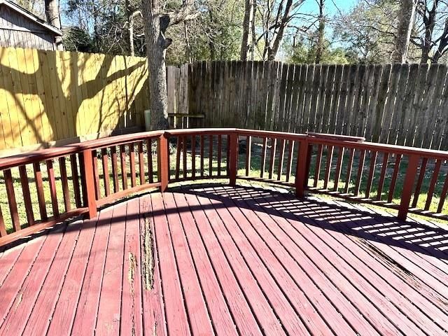 8115 Western Trail Dr, Houston, TX 77040