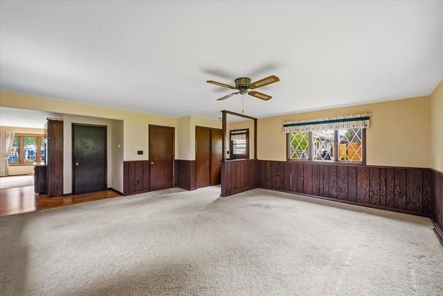 250 E Monroe STREET, Port Washington, WI 53074