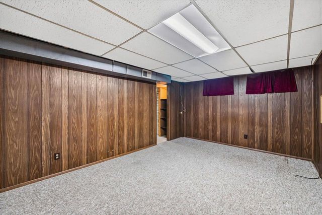 250 E Monroe STREET, Port Washington, WI 53074