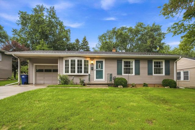 250 E Monroe STREET, Port Washington, WI 53074