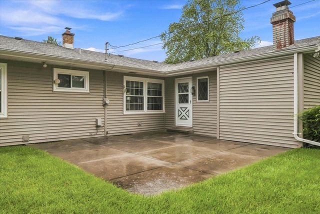 250 E Monroe STREET, Port Washington, WI 53074