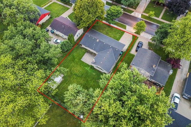 250 E Monroe STREET, Port Washington, WI 53074