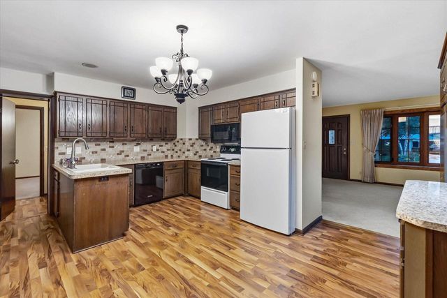 250 E Monroe STREET, Port Washington, WI 53074
