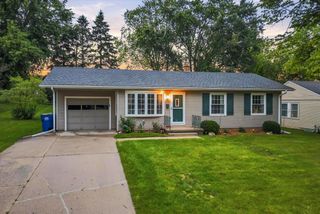 250 E Monroe STREET, Port Washington, WI 53074