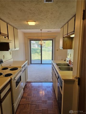 7881 Hackney Circle, Maineville, OH 45039