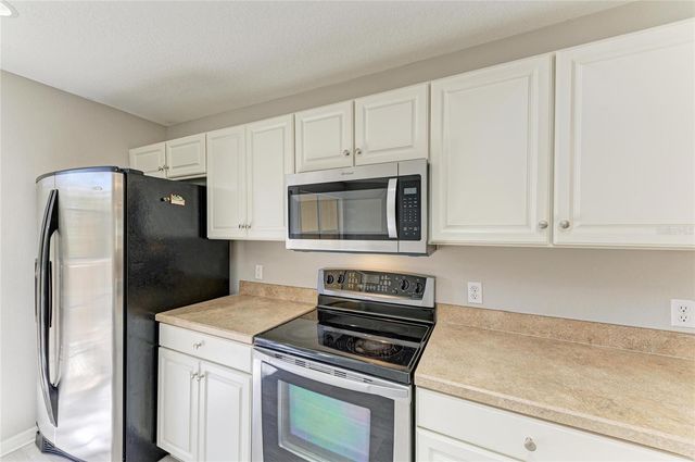 8626 MAJESTIC ELM COURT, Lakewood Ranch, FL 34202