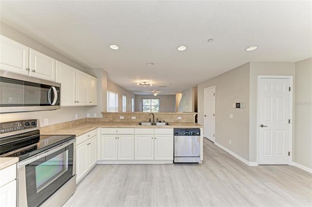 8626 MAJESTIC ELM COURT, Lakewood Ranch, FL 34202