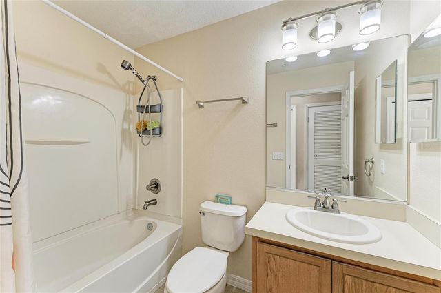 8626 MAJESTIC ELM COURT, Lakewood Ranch, FL 34202