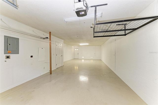 8626 MAJESTIC ELM COURT, Lakewood Ranch, FL 34202