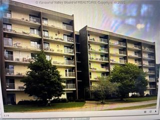 2106 Kanawha Boulevard E 322, Charleston, WV 25311