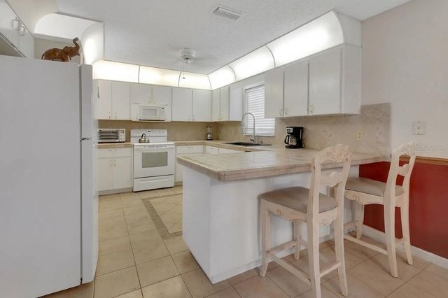 7330 SE 109TH PLACE, Belleview, FL 34420