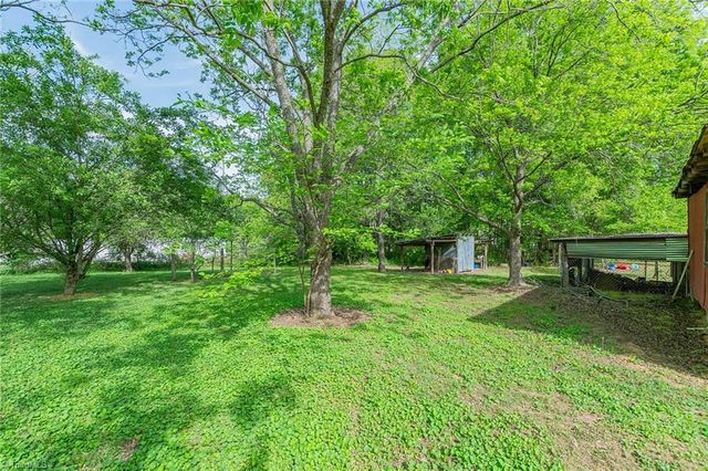 171 Bob Callicut Drive, Lexington, NC 27292