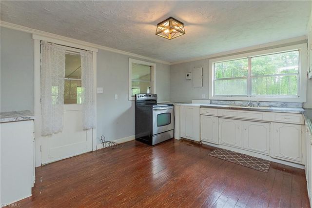 171 Bob Callicut Drive, Lexington, NC 27292