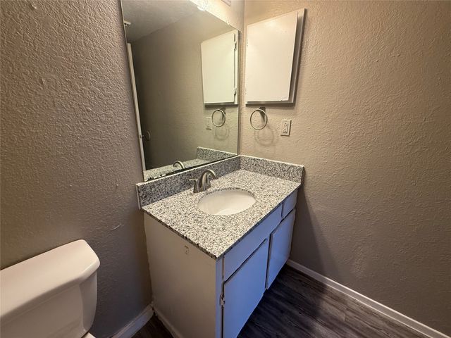 1122 Millview 2704, Arlington, TX 76012