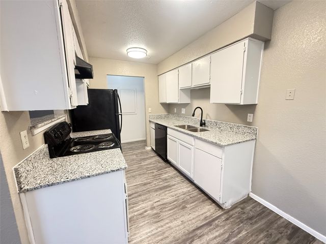 1122 Millview 2704, Arlington, TX 76012