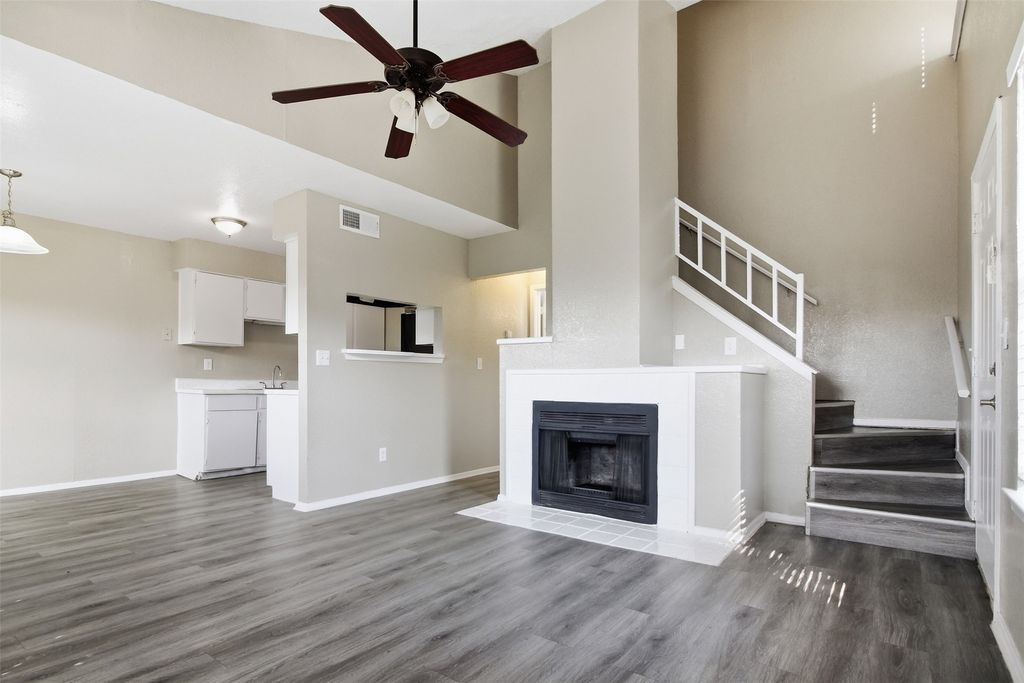 1122 Millview 2704, Arlington, TX 76012
