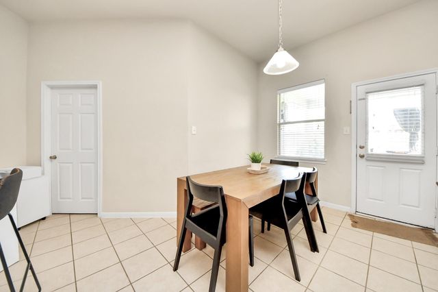 1922 Makenna Lane, Houston, TX 77049