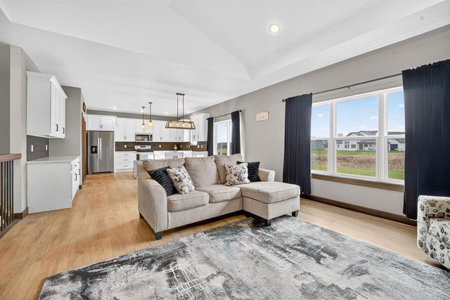 W2343 ETHAN DRIVE, Freedom, WI 54913