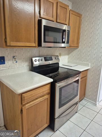 2100 Wedgewood Drive, Stone Mountain, GA 30088