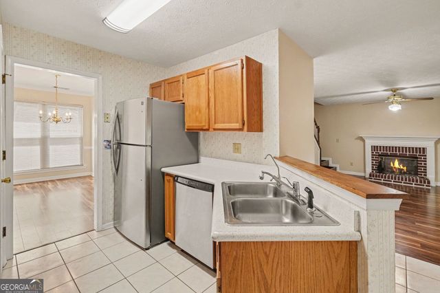 2100 Wedgewood Drive, Stone Mountain, GA 30088